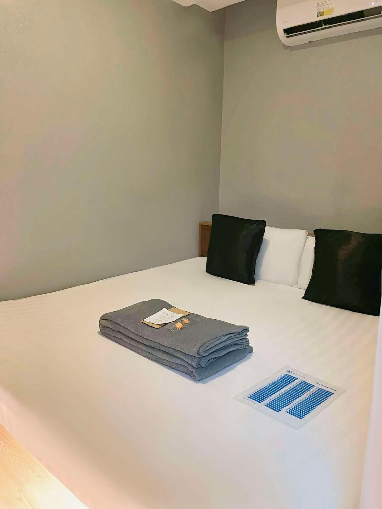 Selah Pods Hotel Manila Pasay Eksteriør bilde