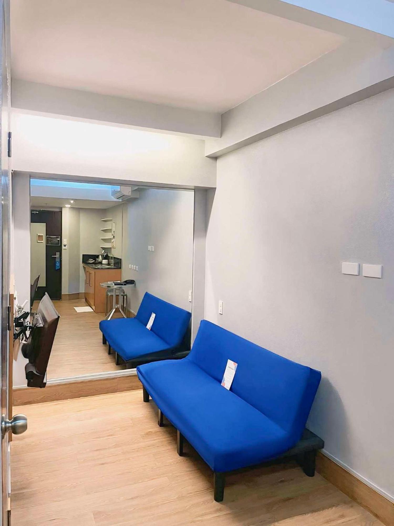 Selah Pods Hotel Manila Pasay Eksteriør bilde
