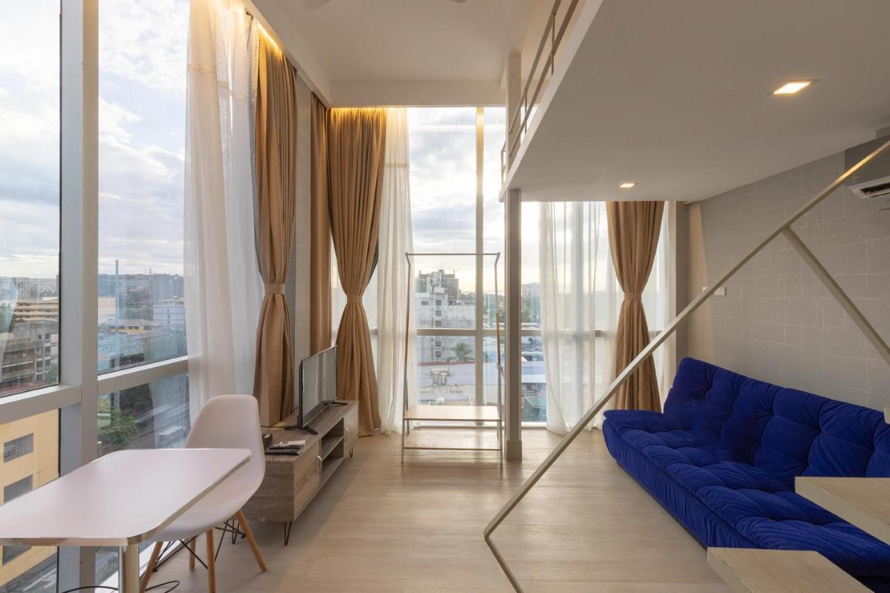 Selah Pods Hotel Manila Pasay Eksteriør bilde