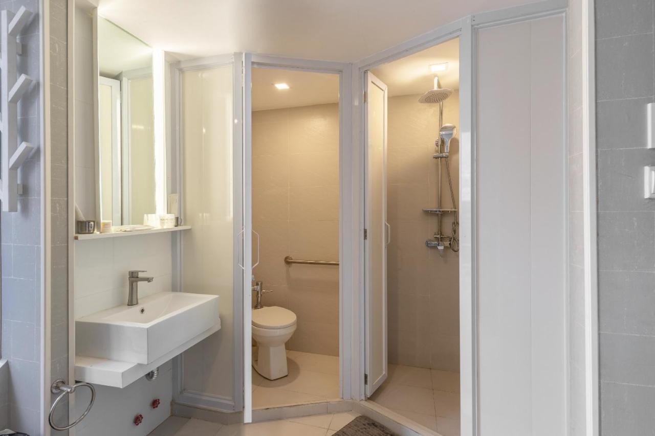 Selah Pods Hotel Manila Pasay Eksteriør bilde