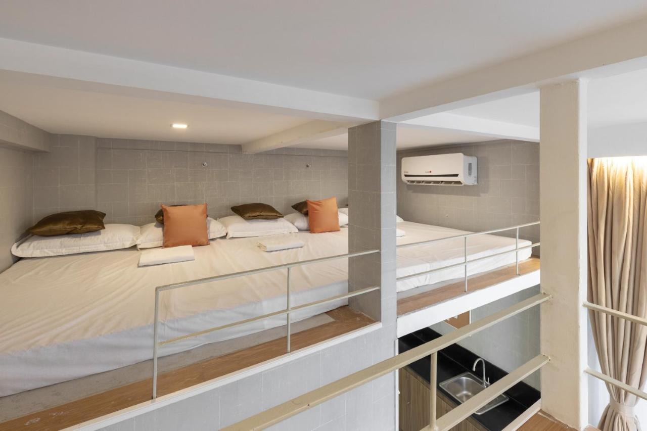 Selah Pods Hotel Manila Pasay Eksteriør bilde