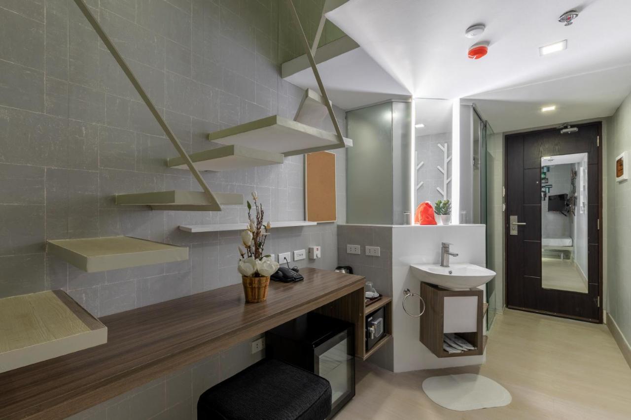 Selah Pods Hotel Manila Pasay Eksteriør bilde
