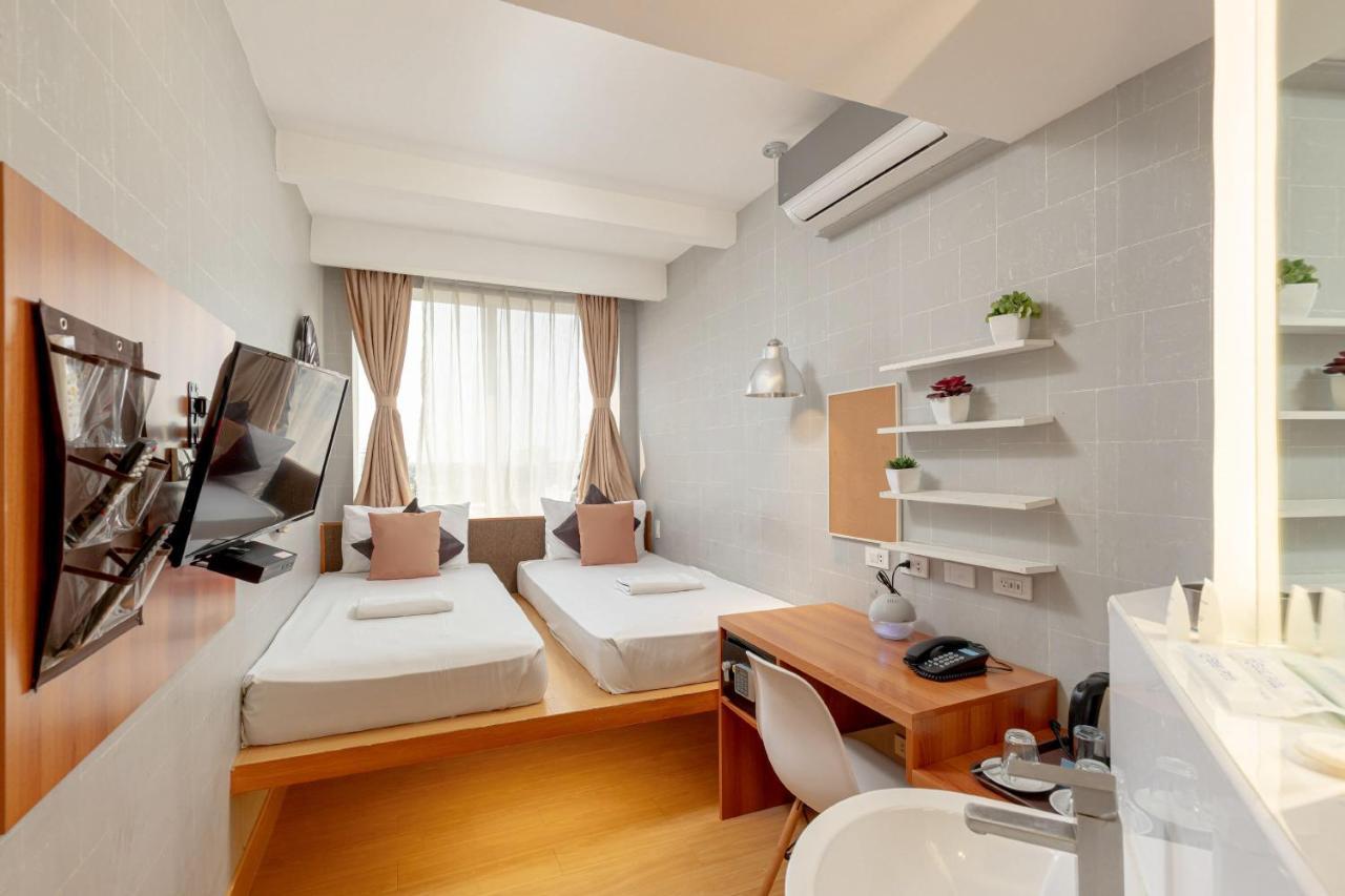 Selah Pods Hotel Manila Pasay Eksteriør bilde
